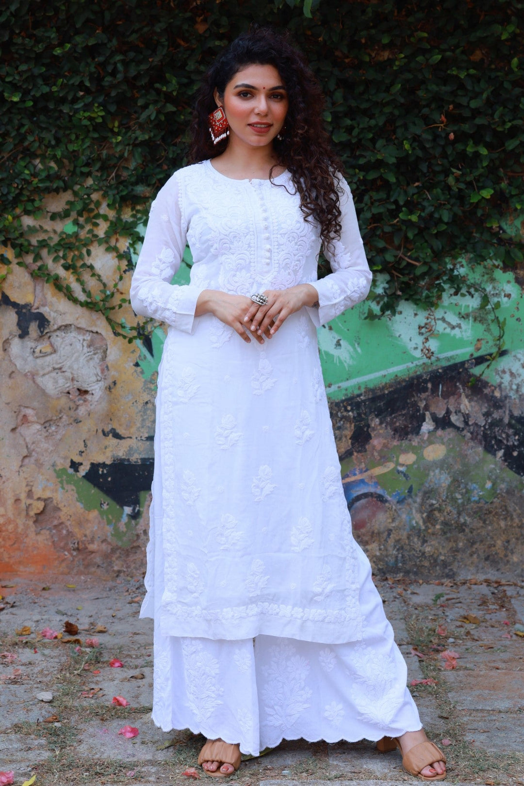 Crepe Chikankari White Kurta