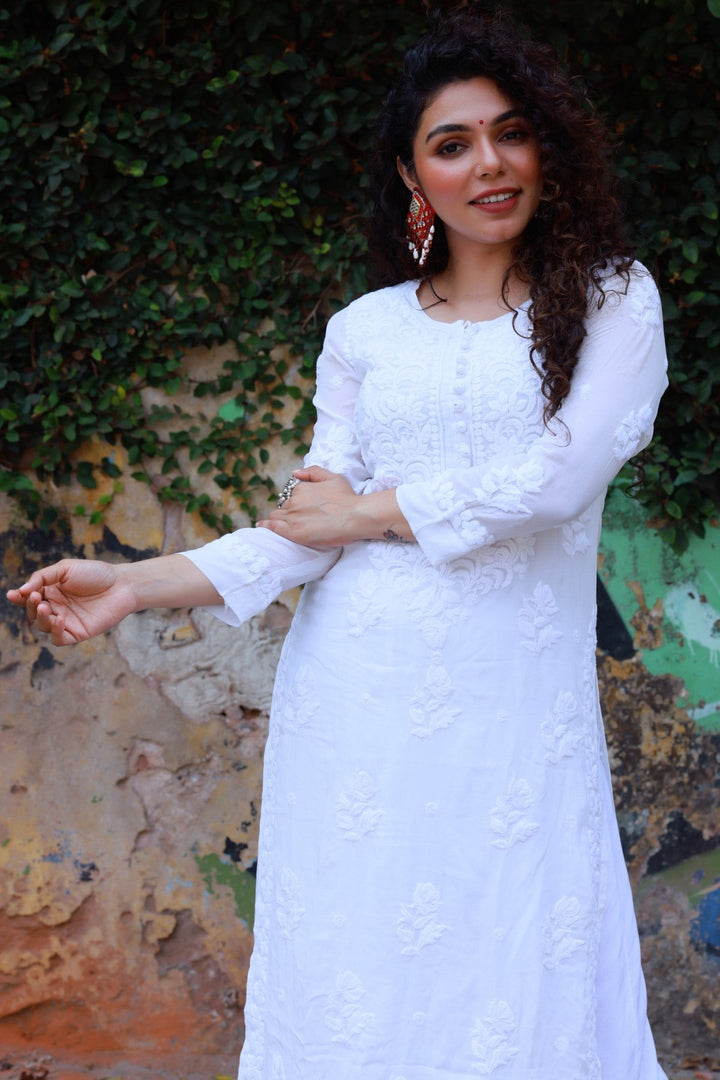 Crepe Chikankari White Kurta