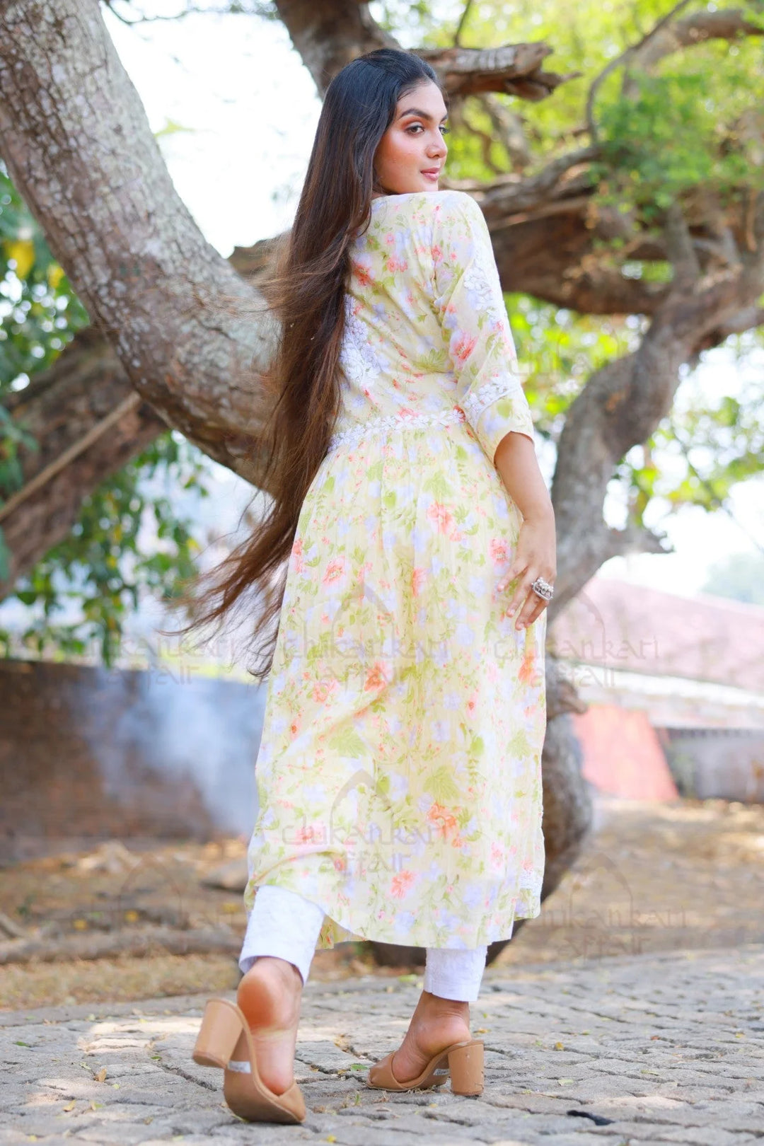 Mul - Mul Chikankari Alia - Cut Kurta